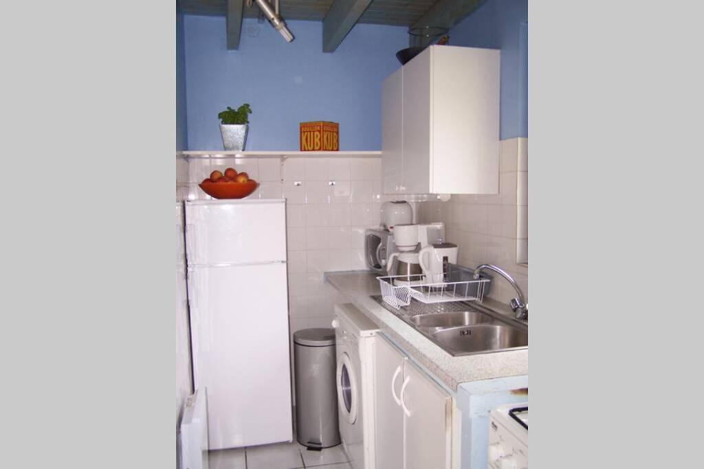 Maison Avec Jardin Clos. Animaux Acceptes - Wifi - Proche Plages De La Trinite Sur Mer Et Carnac Buitenkant foto